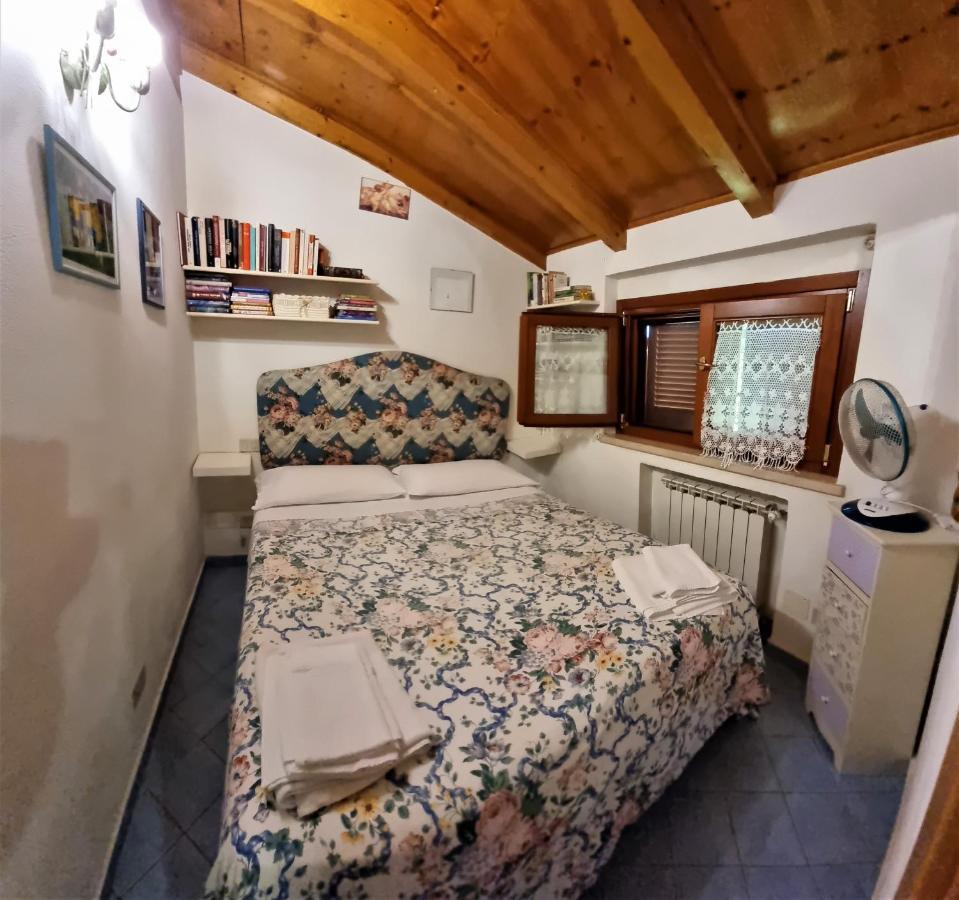 Villa Cecilia Sul Lago Fronte Mare Sperlonga Dış mekan fotoğraf